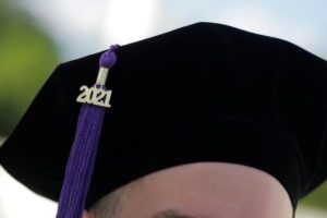 Read more about the article Law school grads found more jobs waiting in 2021 after decline